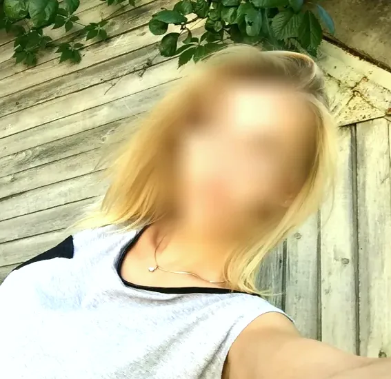Daniela, 34