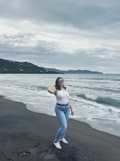 Dilara, 21