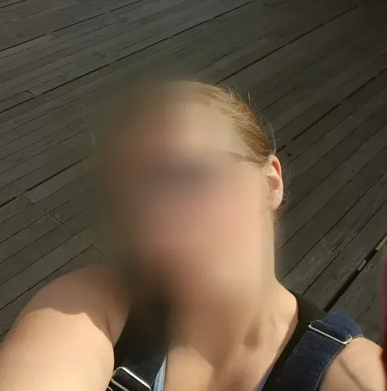Dilara, 32