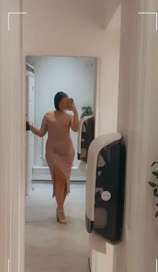 Lucia, 35