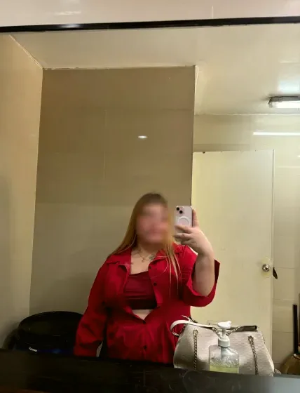 Maike, 26