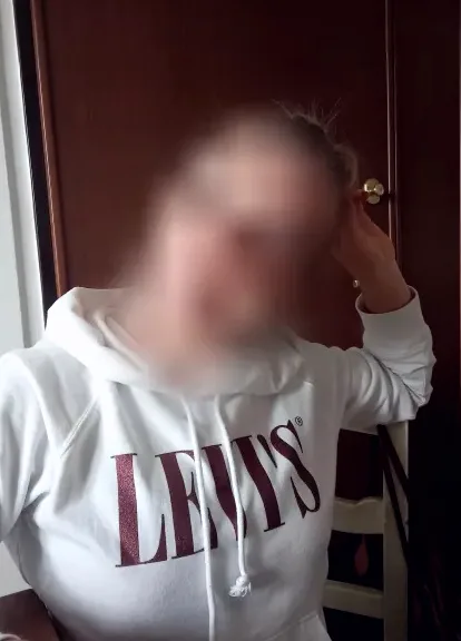 Mia, 39