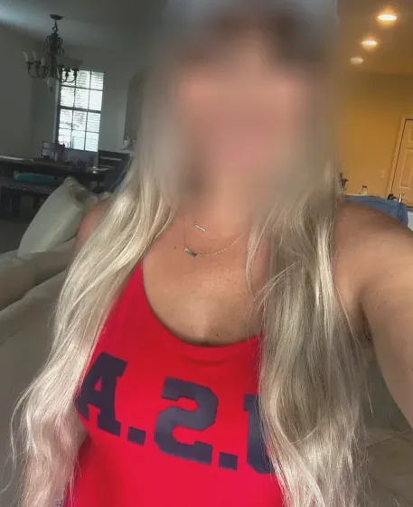 Mira, 38