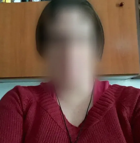 Nora, 40