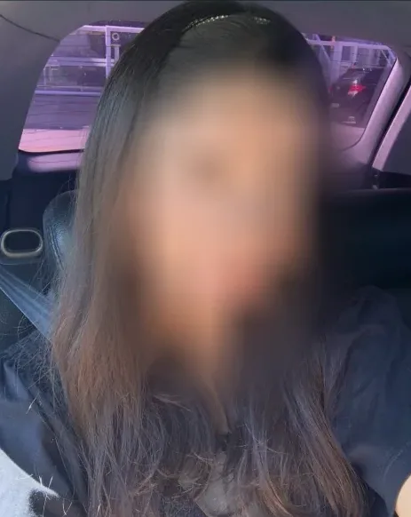 Rebecca, 28