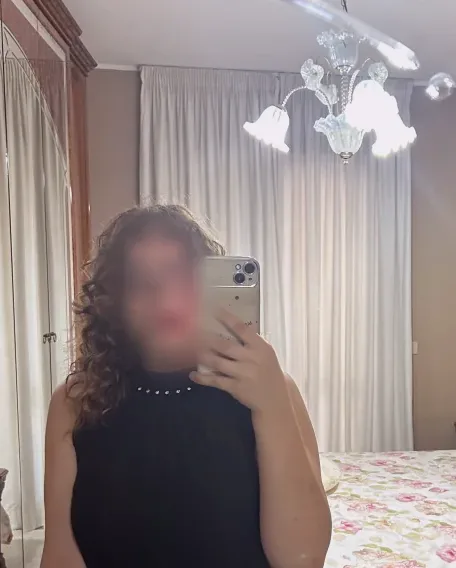 Saskia, 21